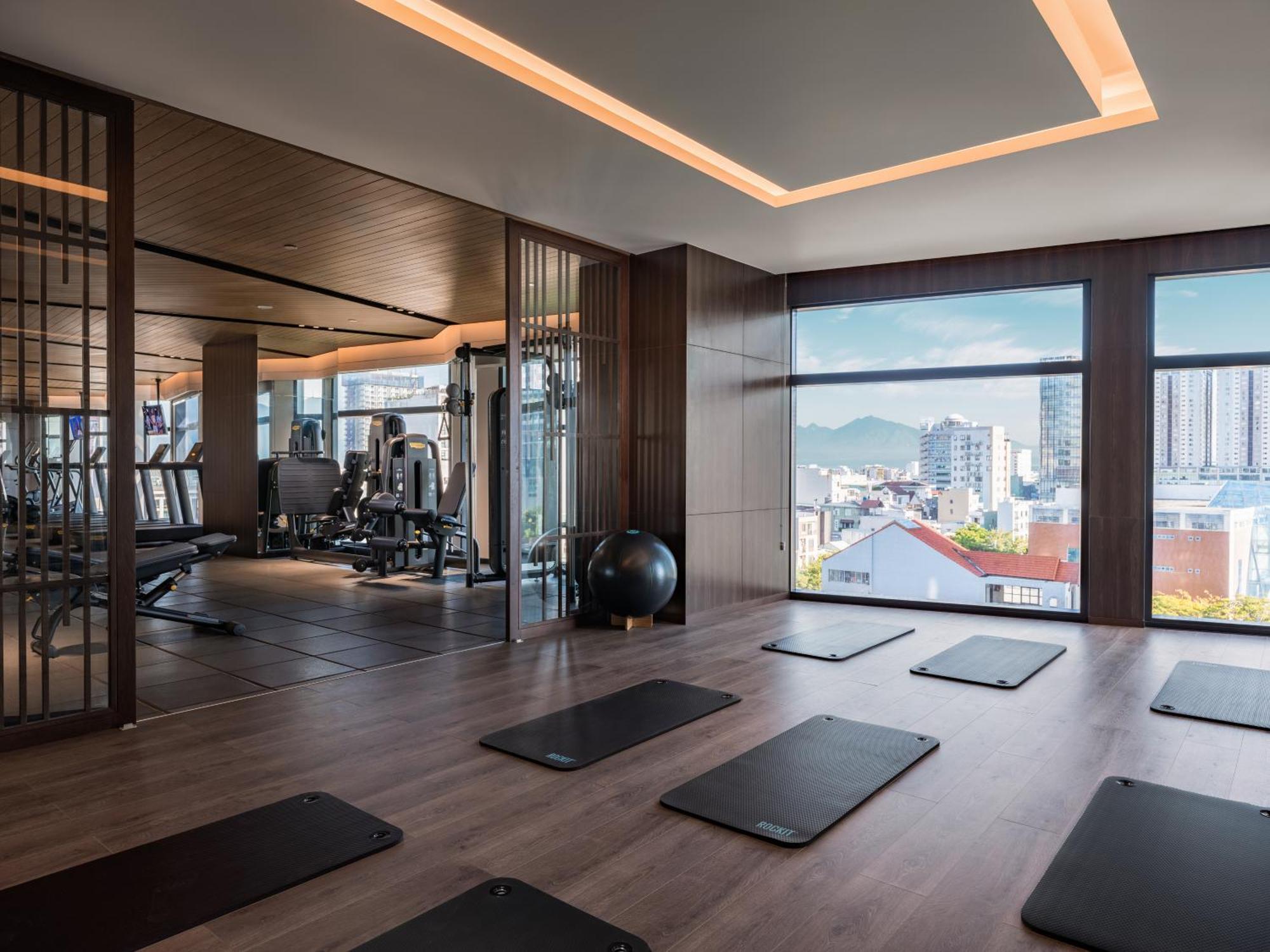 Crowne Plaza Danang City Centre By Ihg ภายนอก รูปภาพ