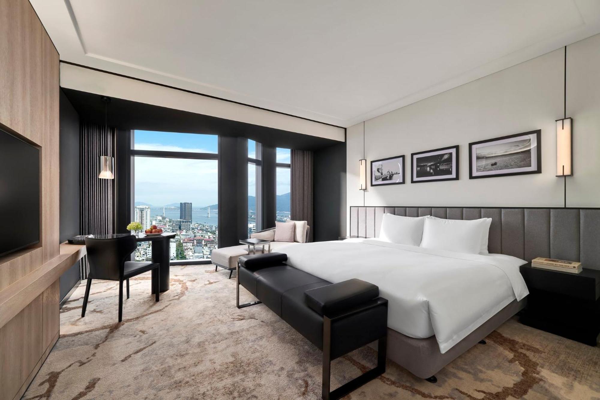 Crowne Plaza Danang City Centre By Ihg ภายนอก รูปภาพ